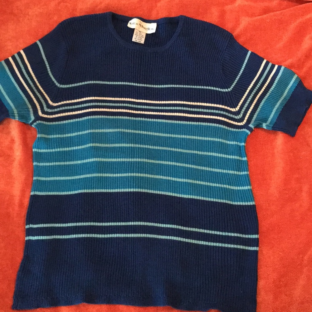 Ladies Short-Sleeved Sweater